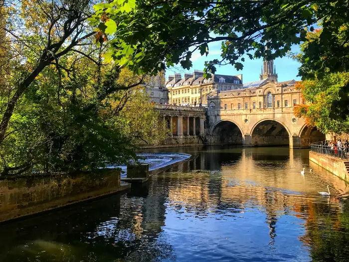 Pulteney Bridge and the weir on the River Avon in Bath